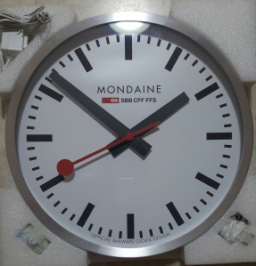 modaine clock